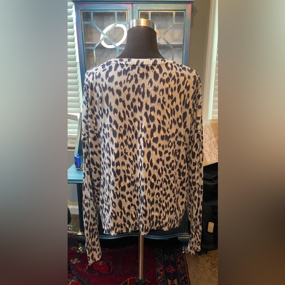 Lovely Loft Large Sweater - Animal Print Button-Up (Gently Preloved) - Picture 4 of 5